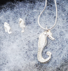 Solid Silver Seahorse Pendant