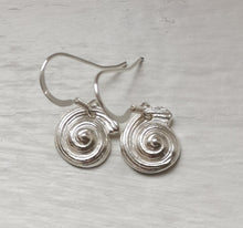 Load image into Gallery viewer, Sea snail shell silver earrings
