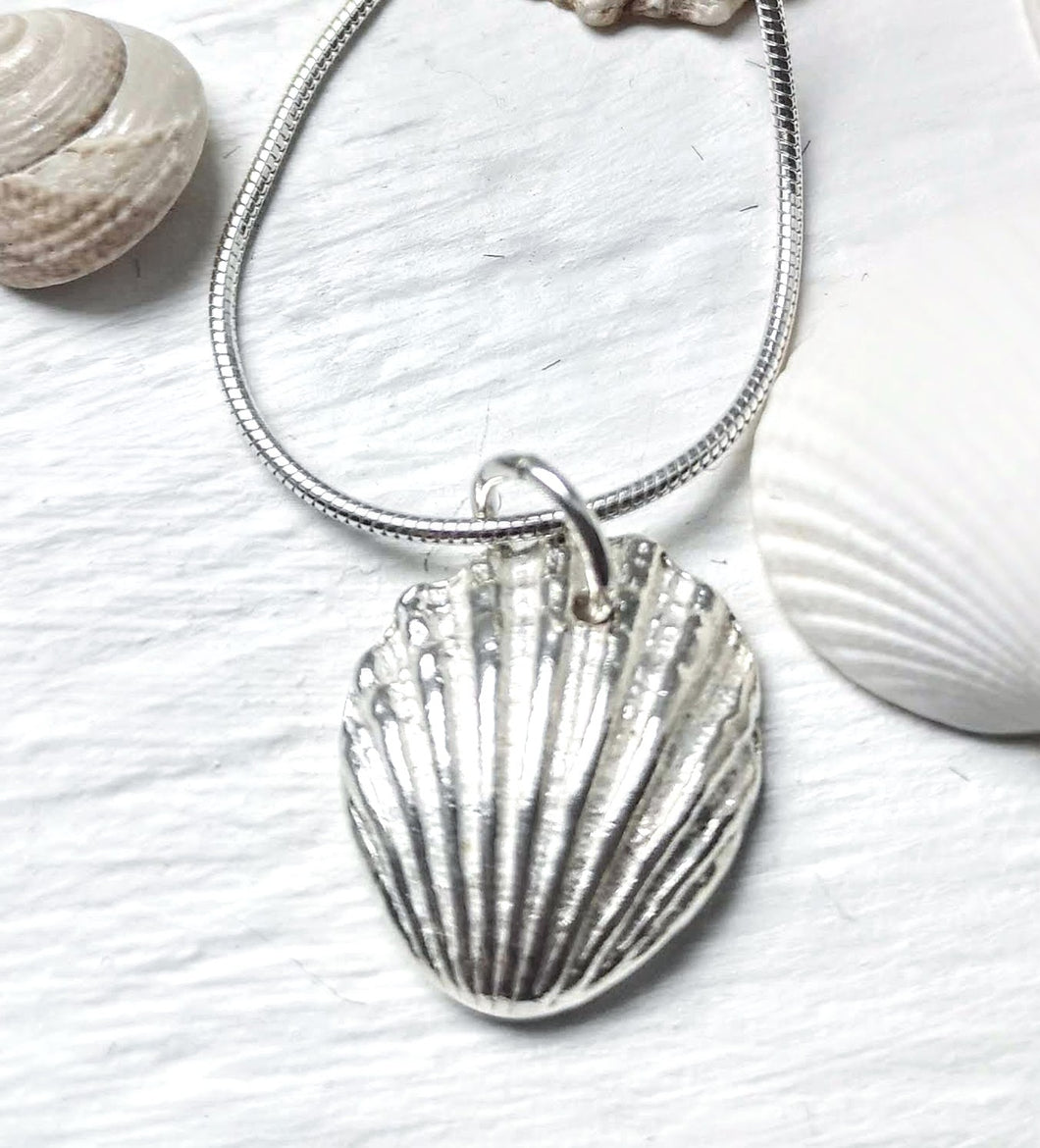 Solid Silver Tiree Cockle Shell Pendant
